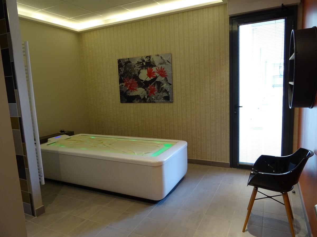 Aparthotel Domitys L'Art du Temps à Besançon Extérieur photo